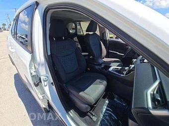 2025 Toyota RAV4 XLE - miniatura 19