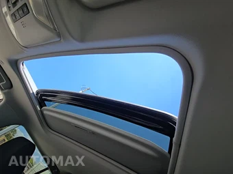 2025 Toyota RAV4 XLE - miniatura 26
