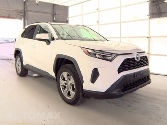 2025 Toyota RAV4 XLE - miniatura 4
