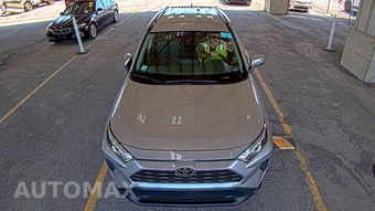 2025 Toyota RAV4 XLE - miniatura 2