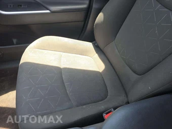 2025 Toyota RAV4 XLE – miniatura 19