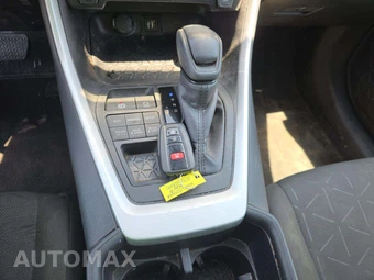 2025 Toyota RAV4 XLE – miniatura 5