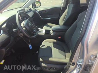 2025 Toyota RAV4 XLE - miniatura 13