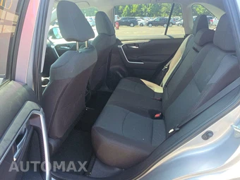 2025 Toyota RAV4 XLE - miniatura 19