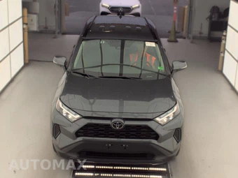2025 Toyota RAV4 XLE - miniatura 2