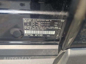 2025 Toyota RAV4 XLE – miniatura 5