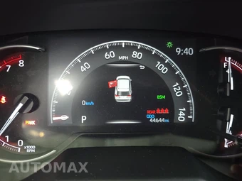 2025 Toyota RAV4 XLE - miniatura 12