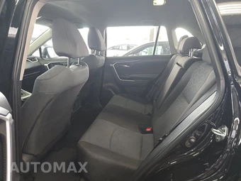 2025 Toyota RAV4 XLE - miniatura 13