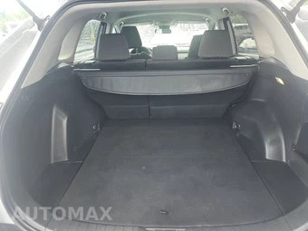 2025 Toyota RAV4 XLE - miniatura 23