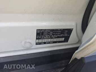 2025 Toyota RAV4 XLE – miniatura 15