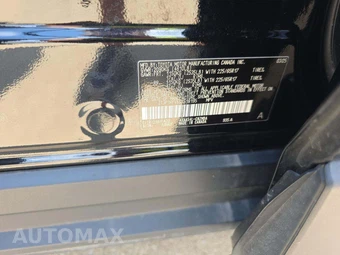 2025 Toyota RAV4 XLE – miniatura 5