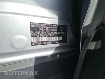 2025 Toyota RAV4 XLE - miniatura 15