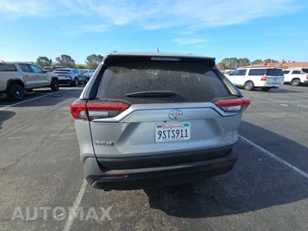 2025 Toyota RAV4 XLE - miniatura 5