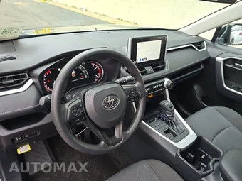 2025 Toyota RAV4 XLE – miniatura 16