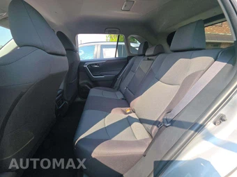 2025 Toyota RAV4 XLE - miniatura 13