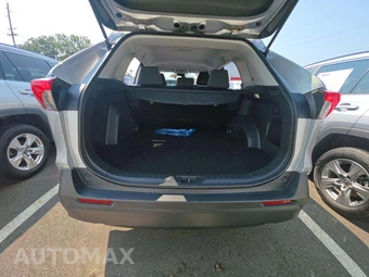 2025 Toyota RAV4 XLE - miniatura 14