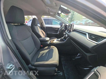 2025 Toyota RAV4 XLE - miniatura 18