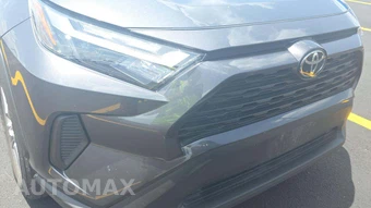 2025 Toyota RAV4 XLE - miniatura 19
