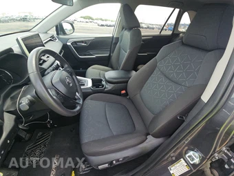 2025 Toyota RAV4 XLE - miniatura 7