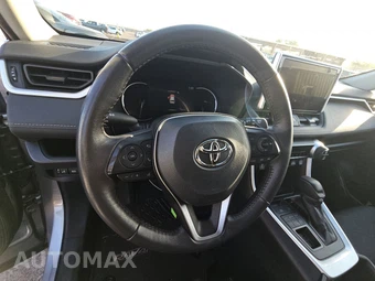 2025 Toyota RAV4 XLE – miniatura 16