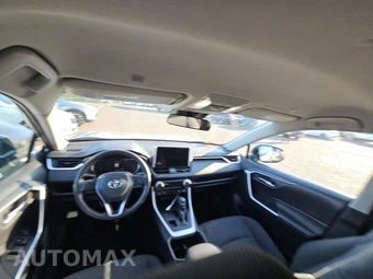 2025 Toyota RAV4 XLE – miniatura 17
