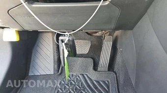 2025 Toyota RAV4 XLE – miniatura 24
