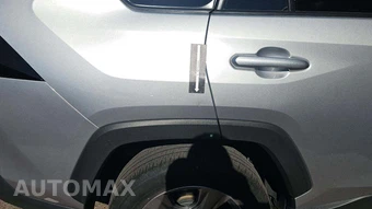 2025 Toyota RAV4 XLE – miniatura 32