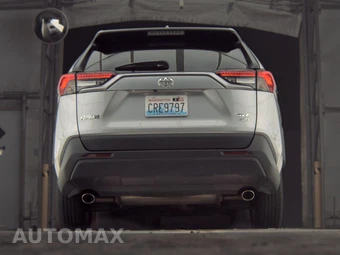 2025 Toyota RAV4 XLE – miniatura 7