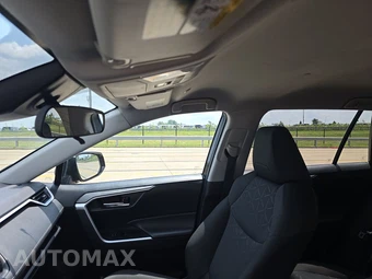 2025 Toyota RAV4 XLE - miniatura 20
