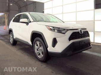 2025 Toyota RAV4 XLE - miniatura 3