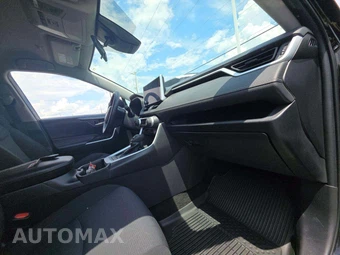 2025 Toyota RAV4 XLE - miniatura 19