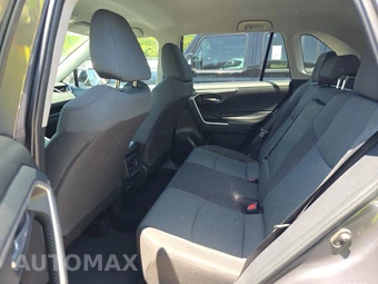 2025 Toyota RAV4 XLE – miniatura 19