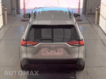 2025 Toyota RAV4 XLE - miniatura 6
