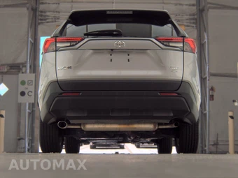 2025 Toyota RAV4 XLE - miniatura 7