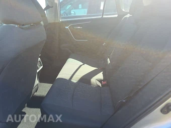2025 Toyota RAV4 XLE - miniatura 13