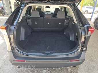 2025 Toyota RAV4 XLE - miniatura 14