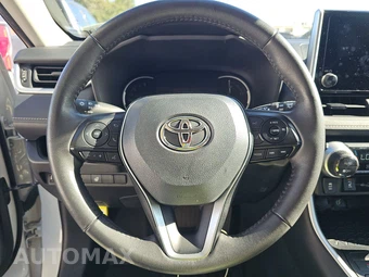 2025 Toyota RAV4 XLE - miniatura 10