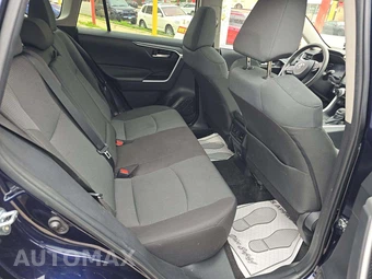 2025 Toyota RAV4 XLE - miniatura 16