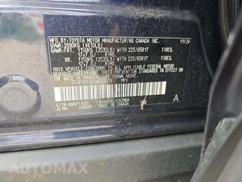 2025 Toyota RAV4 XLE - miniatura 5