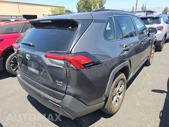2025 Toyota RAV4 XLE – miniatura 4