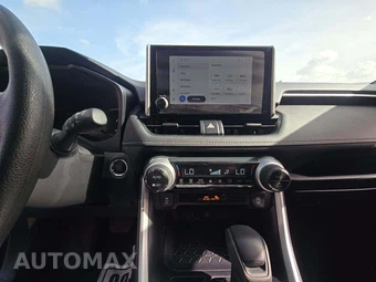 2025 Toyota RAV4 XLE – miniatura 7