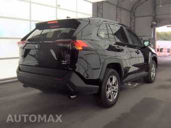 2025 Toyota RAV4 XLE - miniatura 4