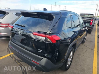 2025 Toyota RAV4 XLE - miniatura 4