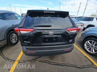 2025 Toyota RAV4 XLE - miniatura 5