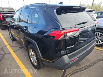 2025 Toyota RAV4 XLE - miniatura 6