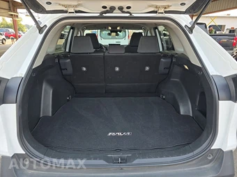 2025 Toyota RAV4 XLE - miniatura 17