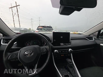 2025 Toyota RAV4 XLE - miniatura 11