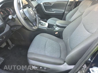 2025 Toyota RAV4 XLE - miniatura 7