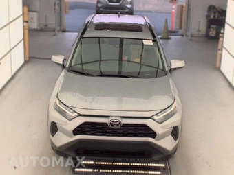 2025 Toyota RAV4 XLE - miniatura 2