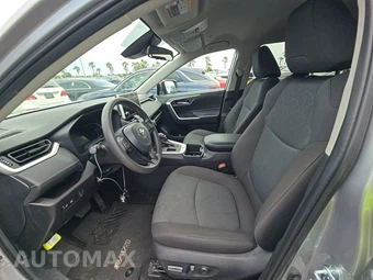 2025 Toyota RAV4 XLE – miniatura 13